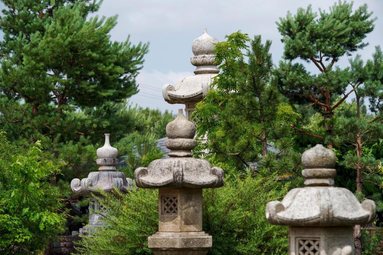 Japoniskas Sodas Medomiskiai Exterior foto